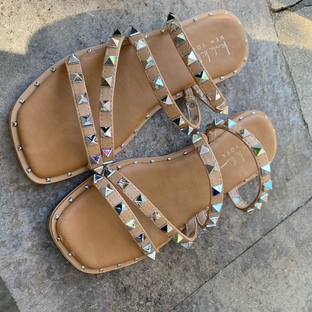 NICOLE MILLER SANDALS SIZE 6